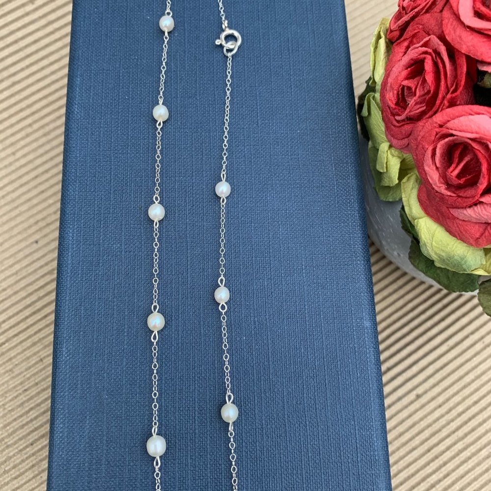 NWOT 16” Pearl & Silver Necklace